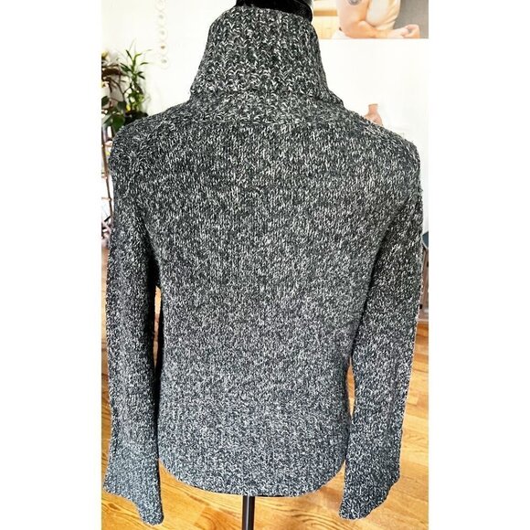 Express Turtle Neck Knit Sweater 80% Merino Wool sz(M) NWOT - Picture 4 of 7